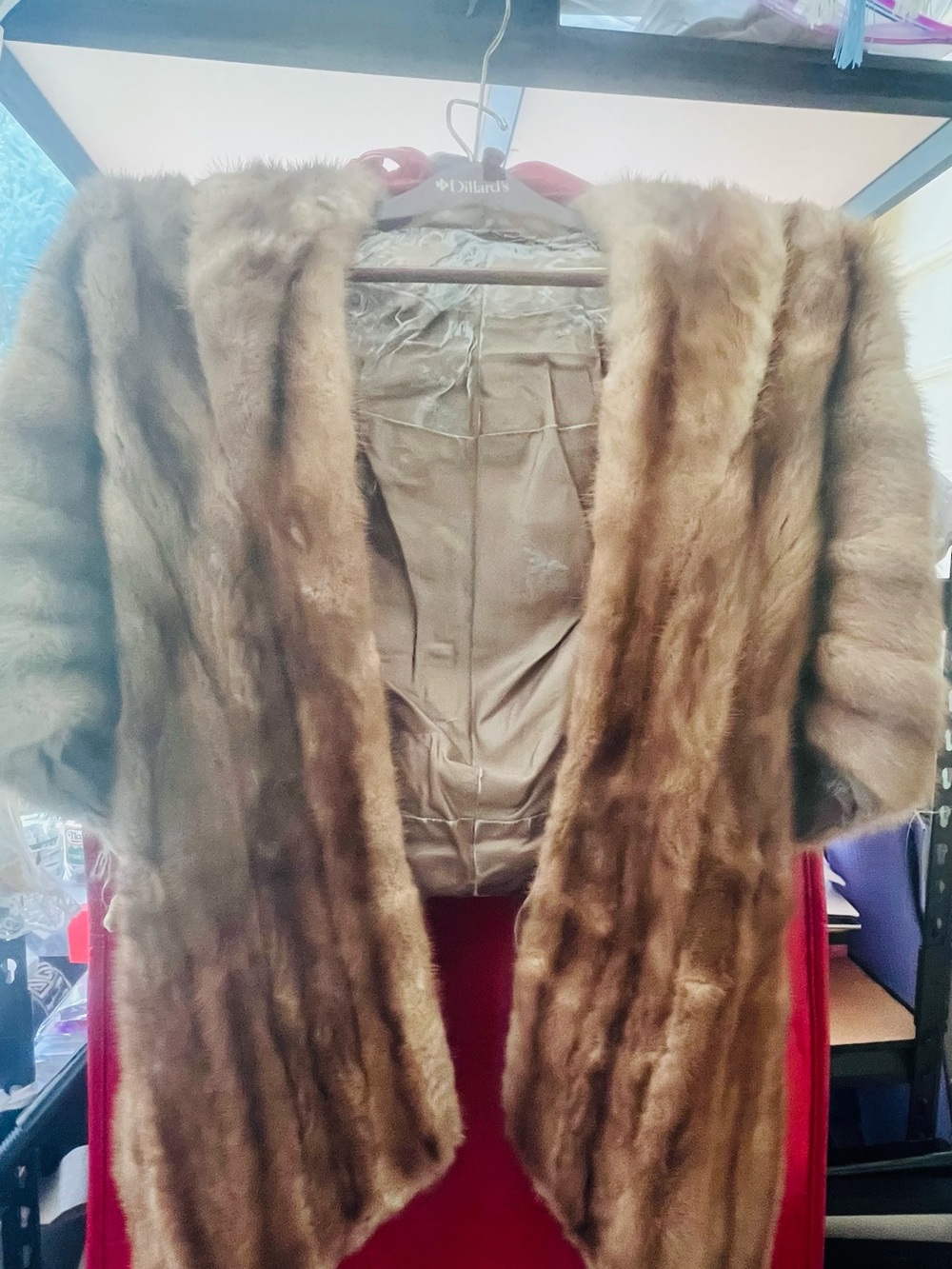 Vantage Lady mink shawl
